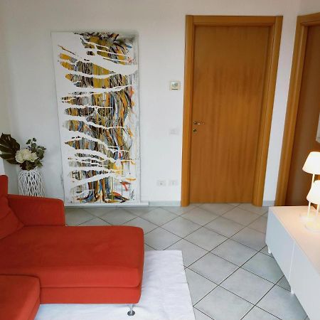 La Casa Del Cuore - Luxury Apartment Olgiate Comasco エクステリア 写真