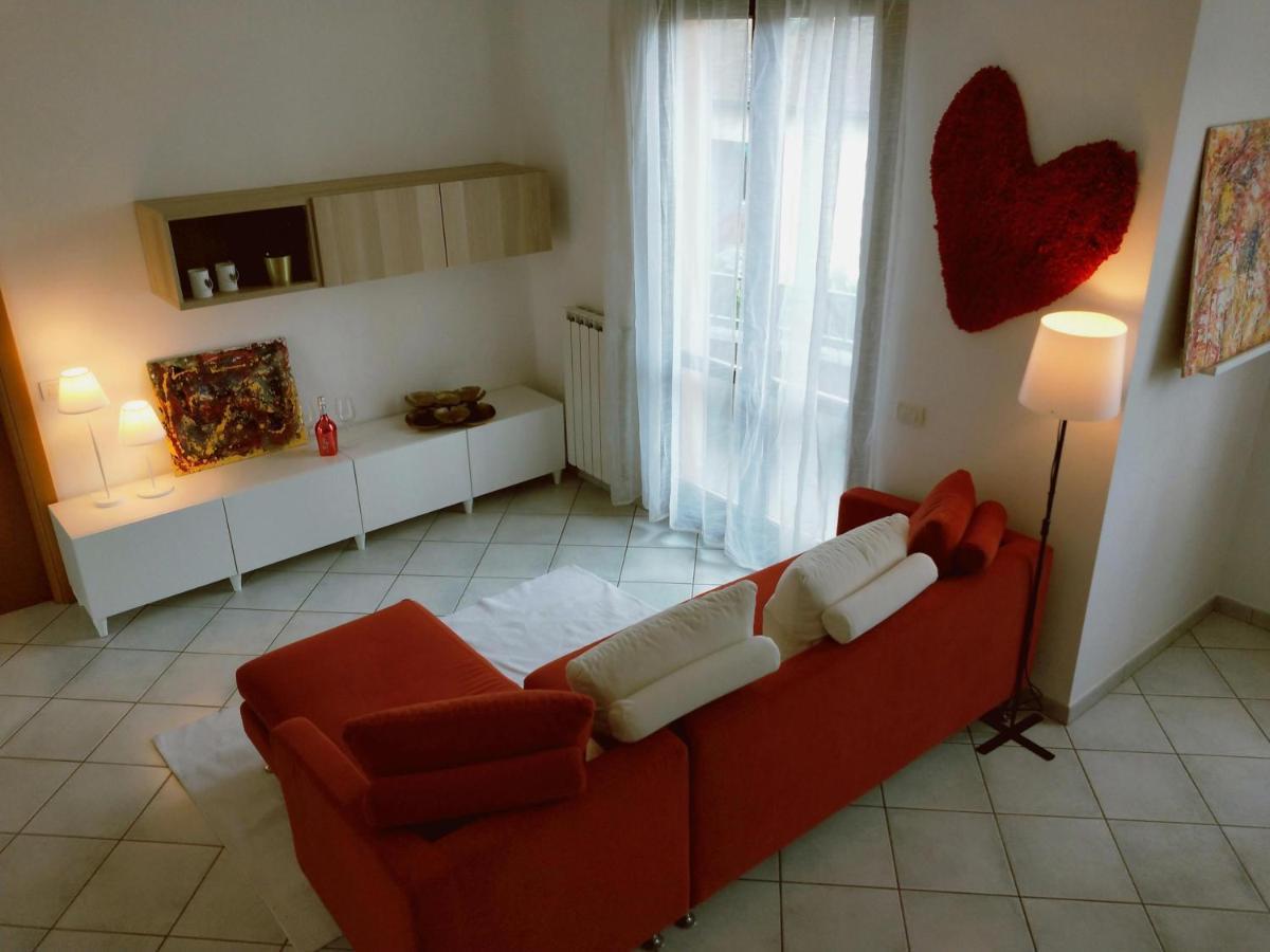 La Casa Del Cuore - Luxury Apartment Olgiate Comasco エクステリア 写真